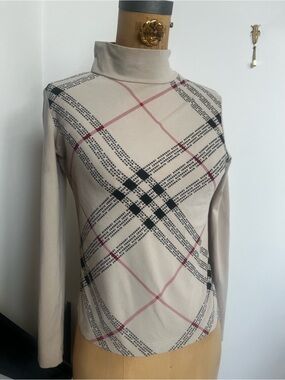 Burberry Beige Plaid Turtleneck cotton top